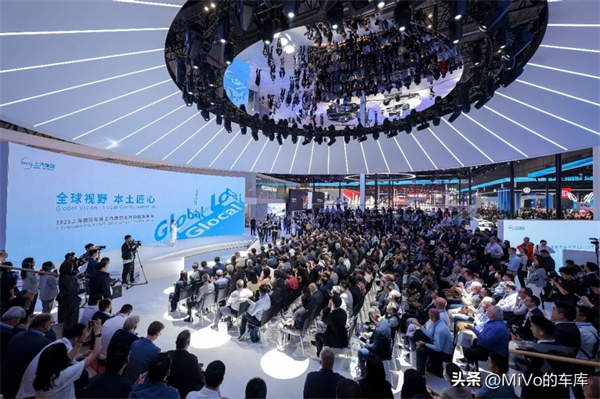 上汽破殼重生，一路向“新”而行